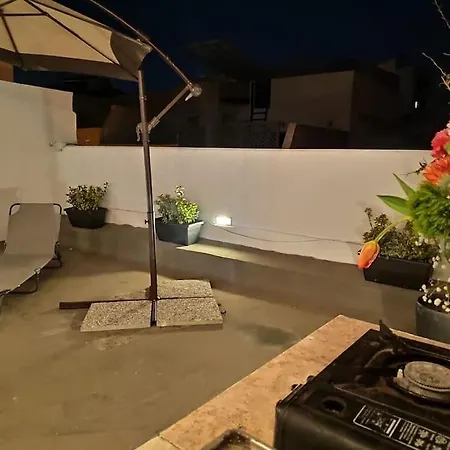 Ferienhaus Cheerful 3 Bedroom Town House With Garage Free Parking Inside Or Outside With Back Yard And Roof
