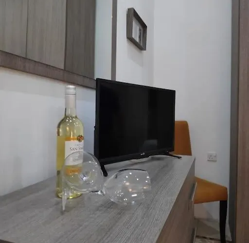 Cheerful 3 Bedroom Town House With Garage Free Parking Inside Or Outside With Back Yard And Roof Sliema