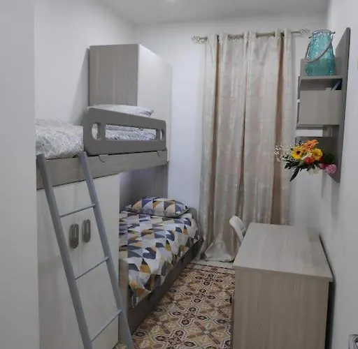 Cheerful 3 Bedroom Town House With Garage Free Parking Inside Or Outside With Back Yard And Roof * Sliema